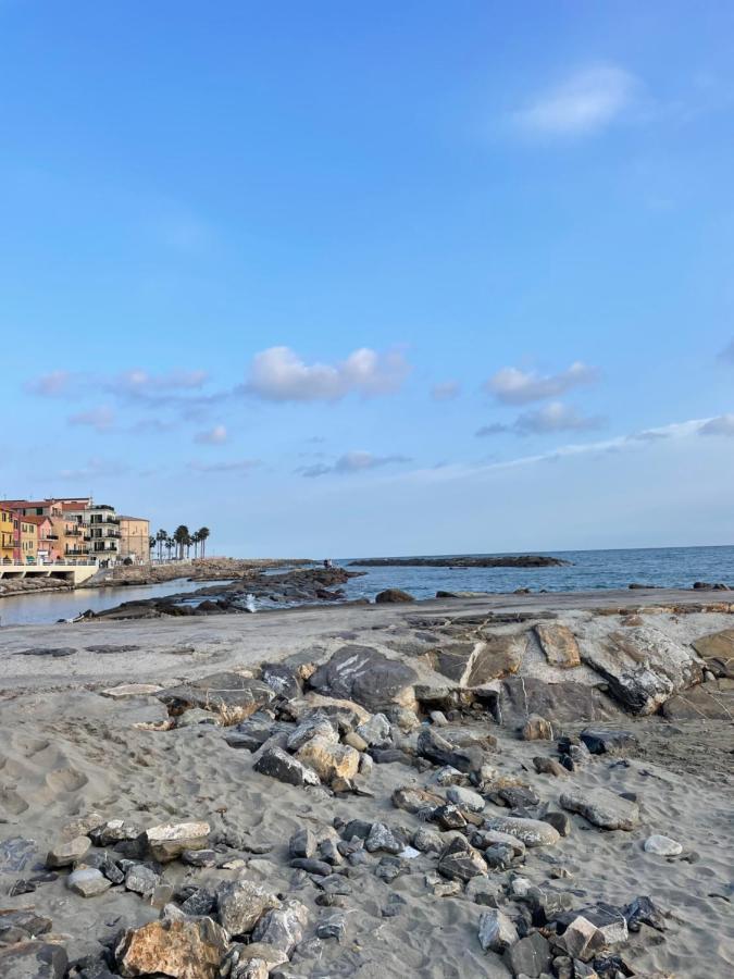 شقة Bistrot Del Mare سانتو ستيفانو أل ماري المظهر الخارجي الصورة